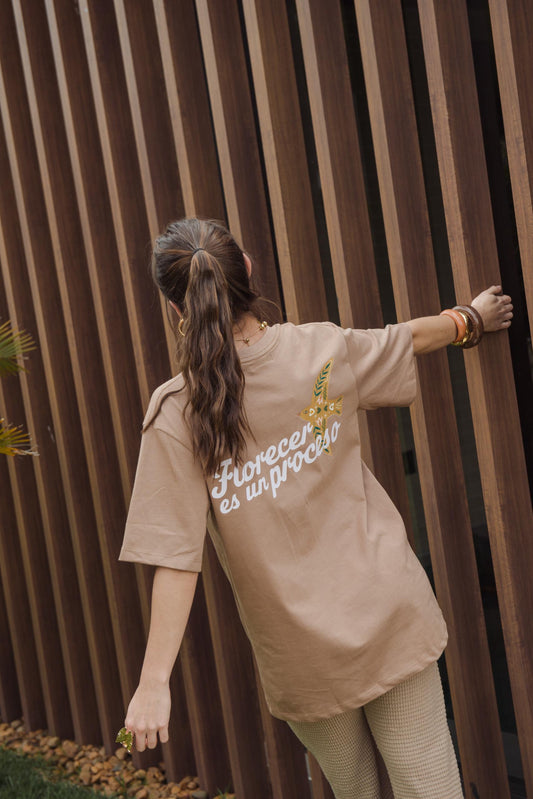 Camiseta Oversize florecer