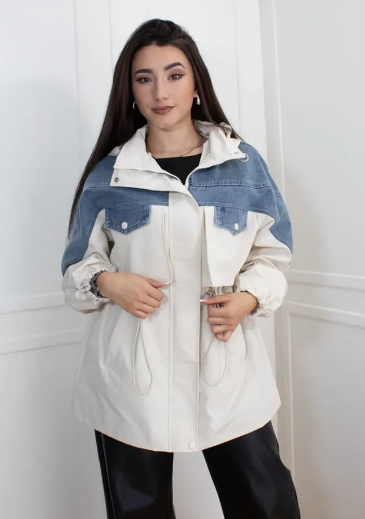 Parka Pakistán crema