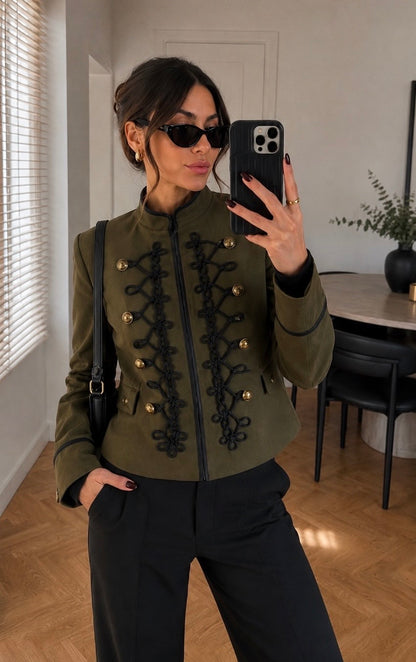 Chaqueta militar