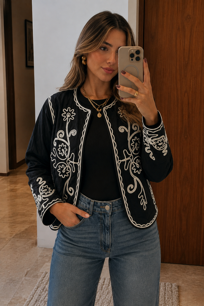 Chaqueta Latina